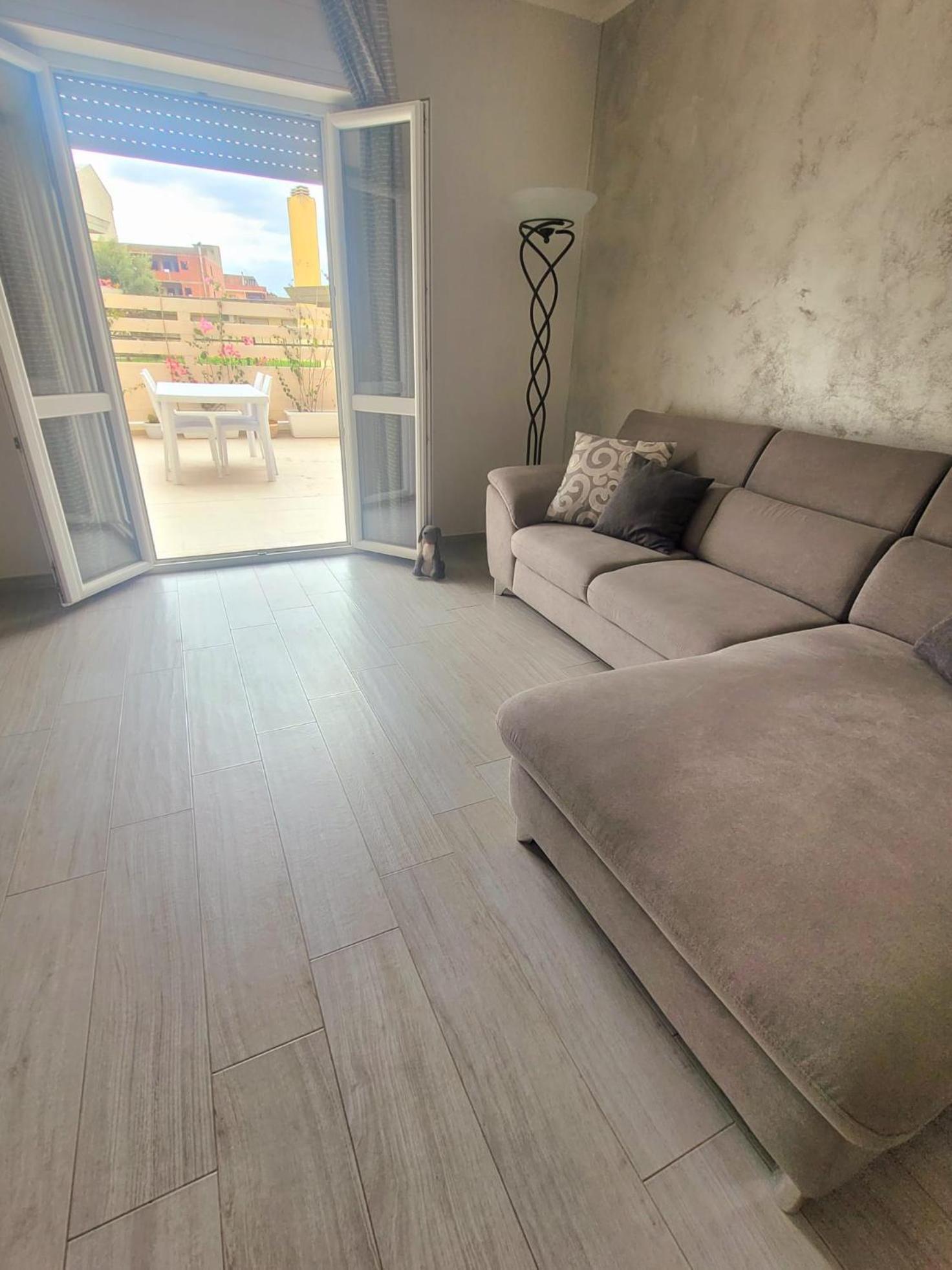 Apartamento La Casa Di Fiona Quartu SantʼElena Exterior foto